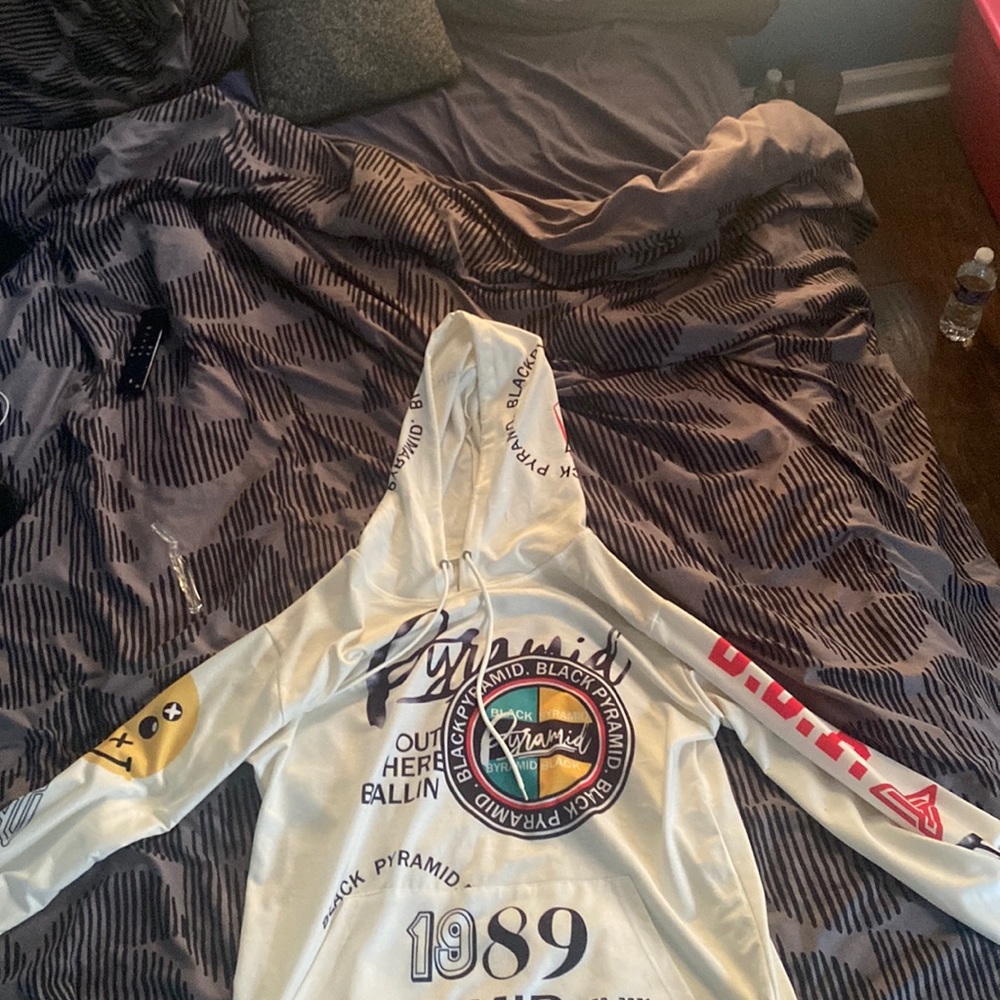 I am selling my hoodie